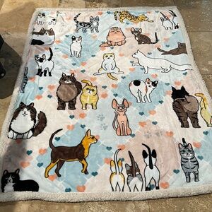 Cats - Oversized Plush & Soft cozy Sherpa Throw Blanket,  41” x 61” nwot
